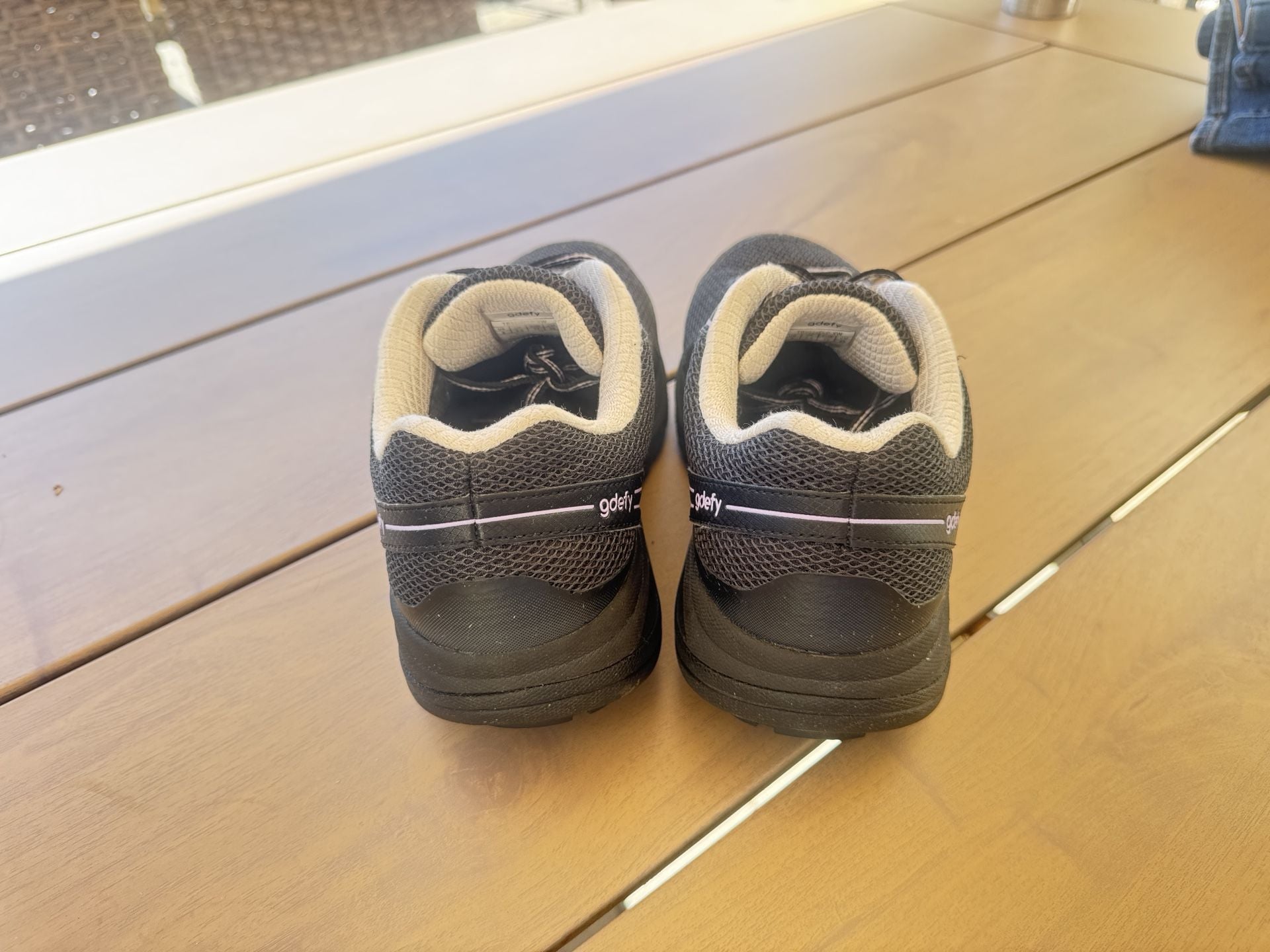 GDEFY TB9024FLP-XW Size 8 Black Walking Shoes 5