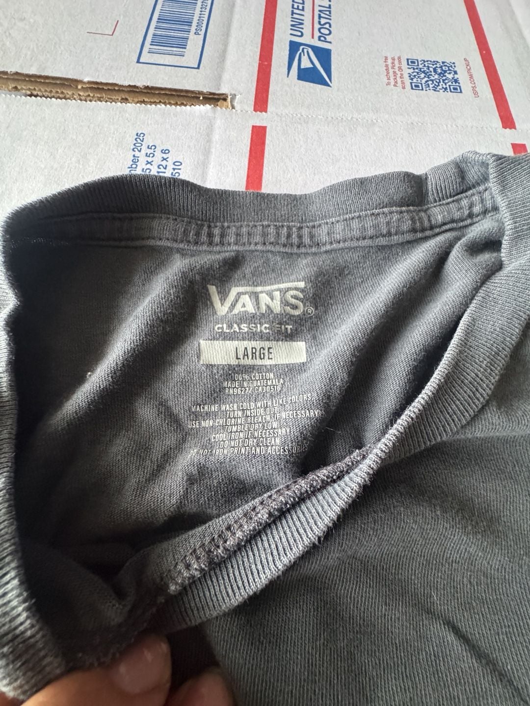 Vans Classic Fit T-Shirt Size Large Gray Flower Off The Wall Graphic Tee 4