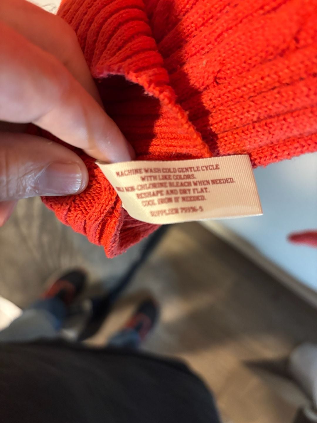 Arizona Jeans Co. Ribbed V-Neck Sweater Size XS Red Cotton Blend 6