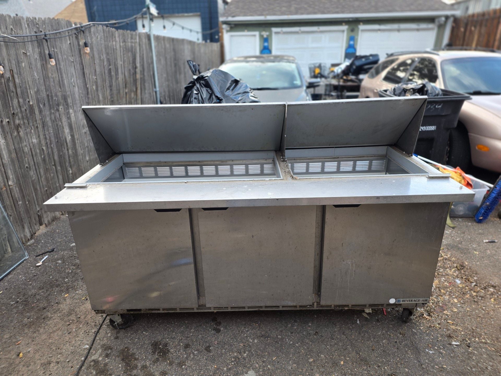 Beverage-Air SPE72HC-30M Sandwich Prep Table 1