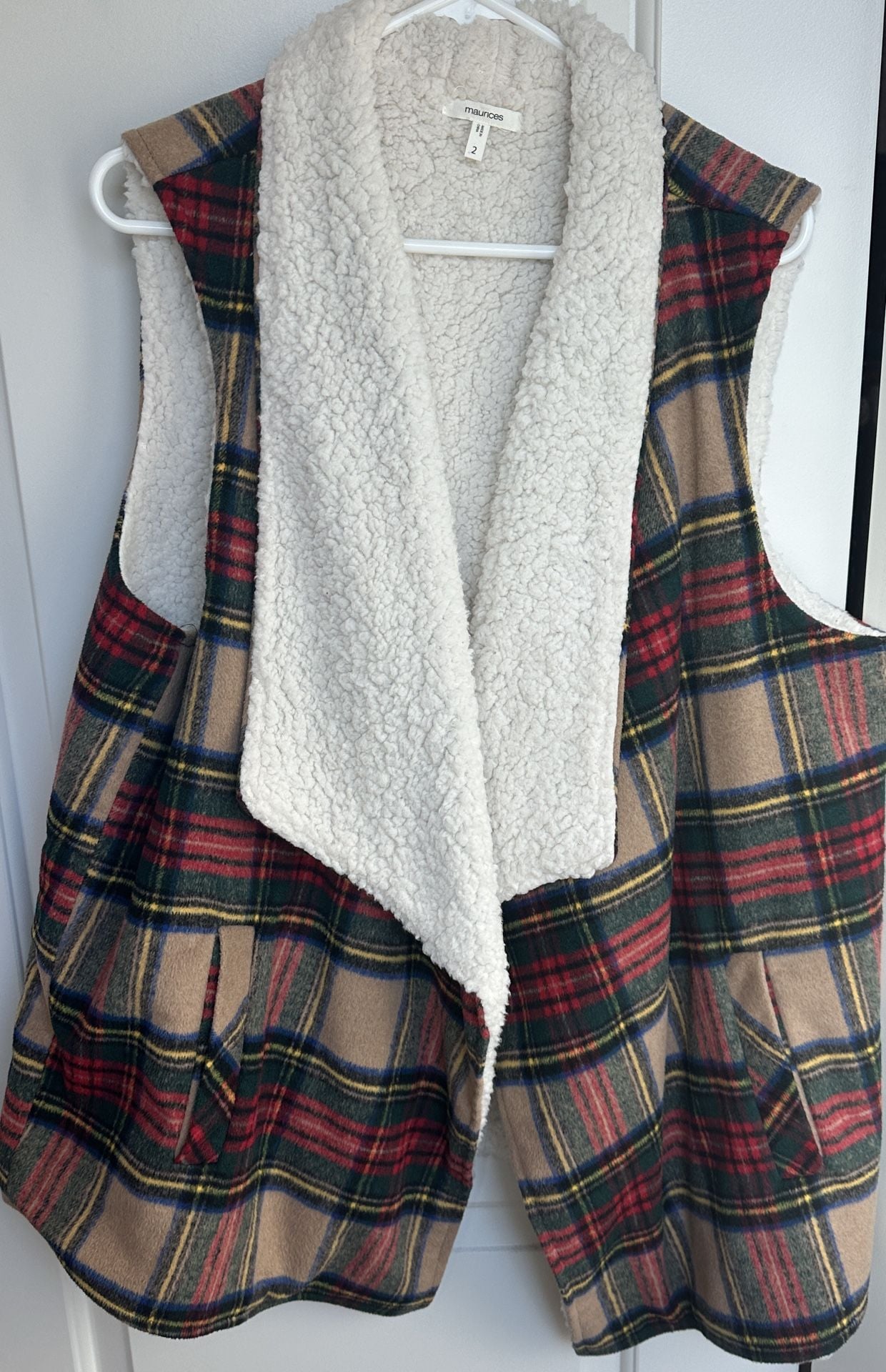 Maurices Plaid Sherpa Vest Size 2 Red Green Tan Open Front 1