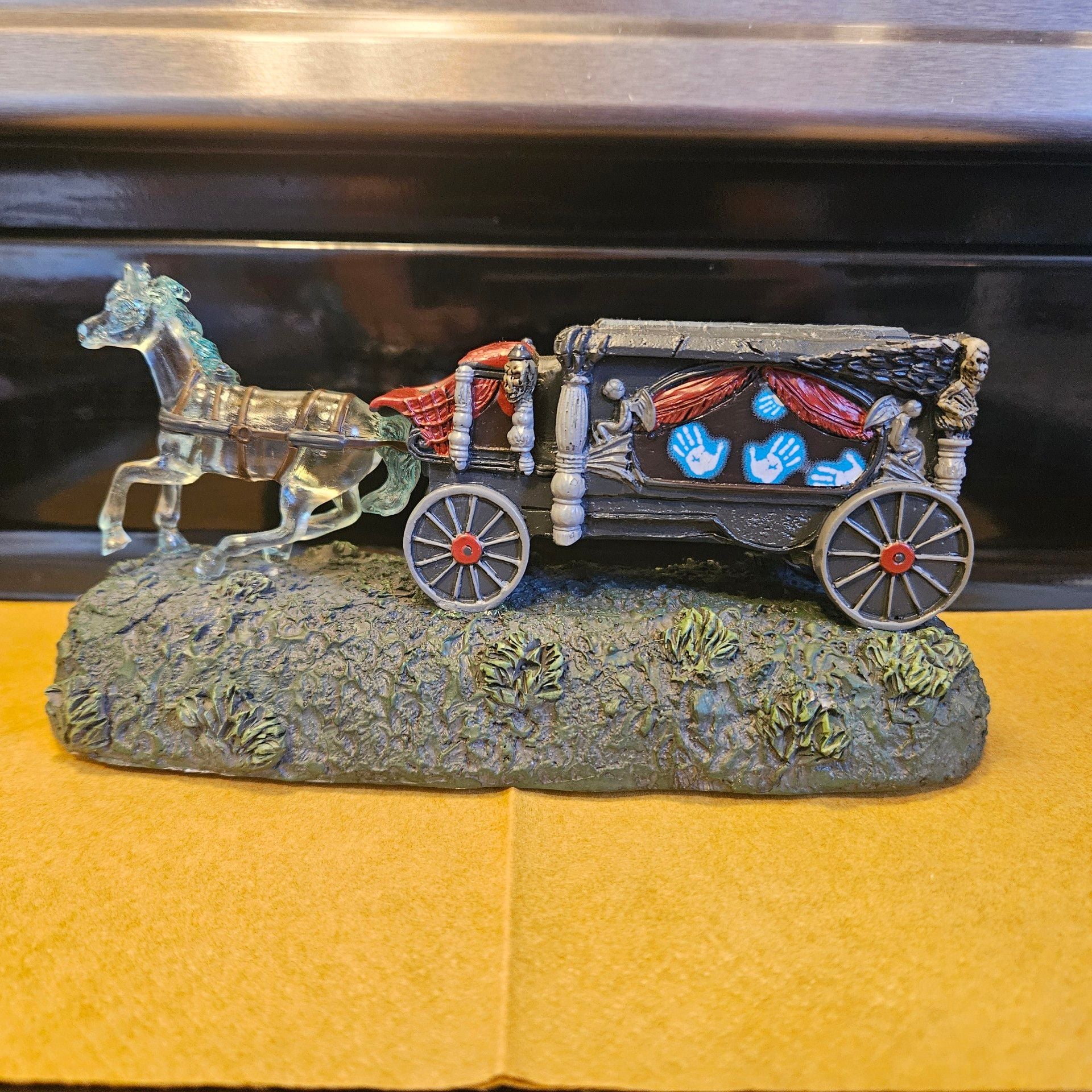 Hawthorne Village Ghostly Hearse Lighted Halloween Village Carriage—As Is 2