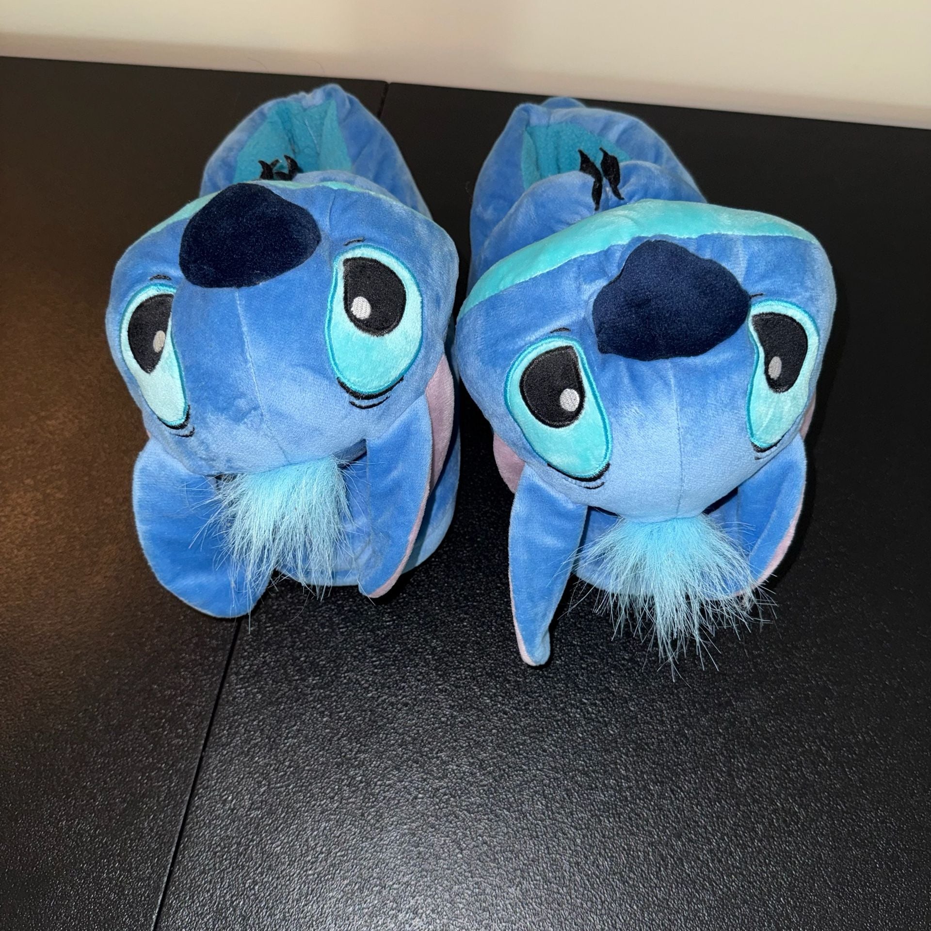 Disney Lilo & Stitch Slippers Size L/XL Blue Faux Fur 1