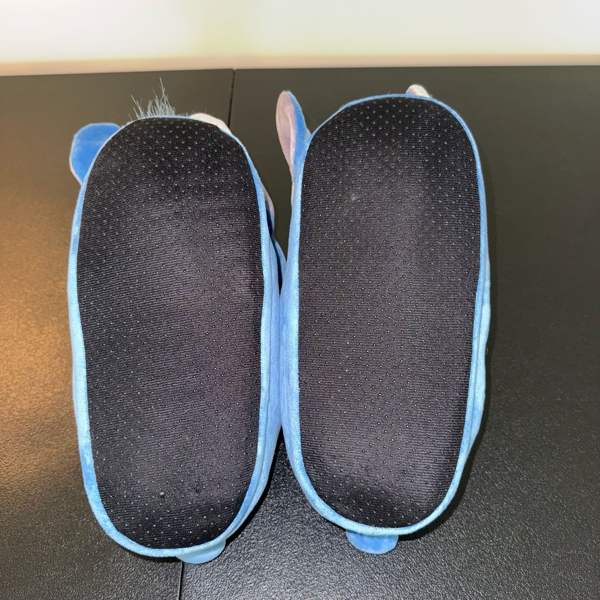 Disney Lilo & Stitch Slippers Size L/XL Blue Faux Fur 2