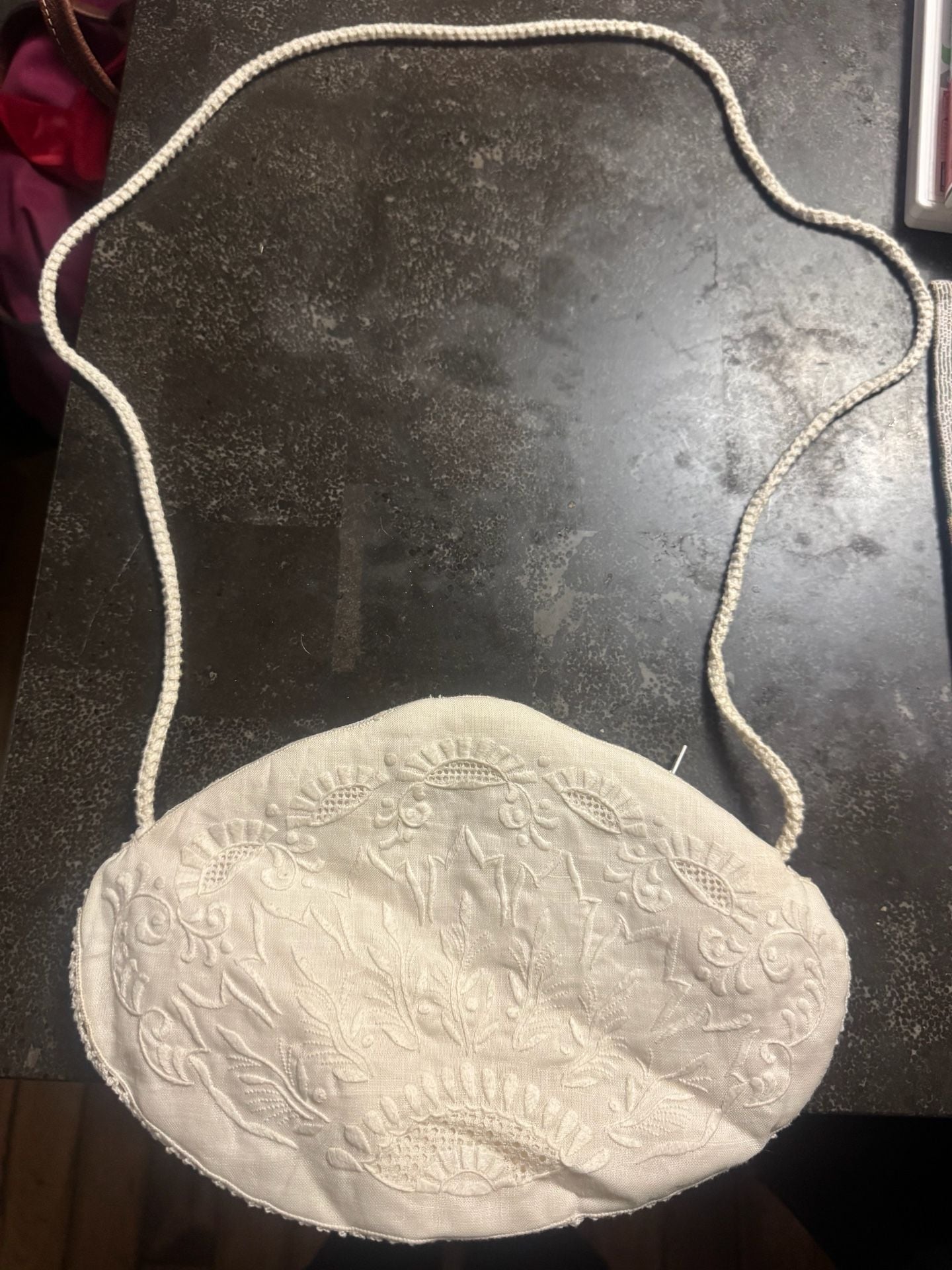 Vintage Handcrafted White Embroidered Linen Crossbody Bag Purse 2