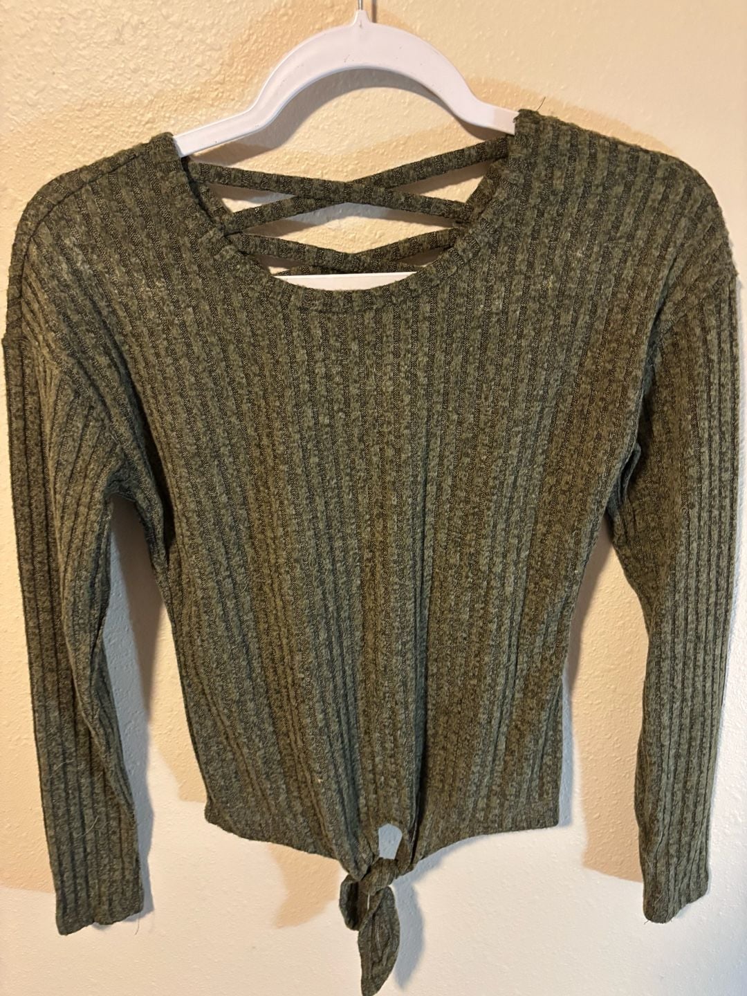 No Boundaries Criss Cross Long Sleeve Top Size XS/XCH (1) Olive Green Ribbed 2