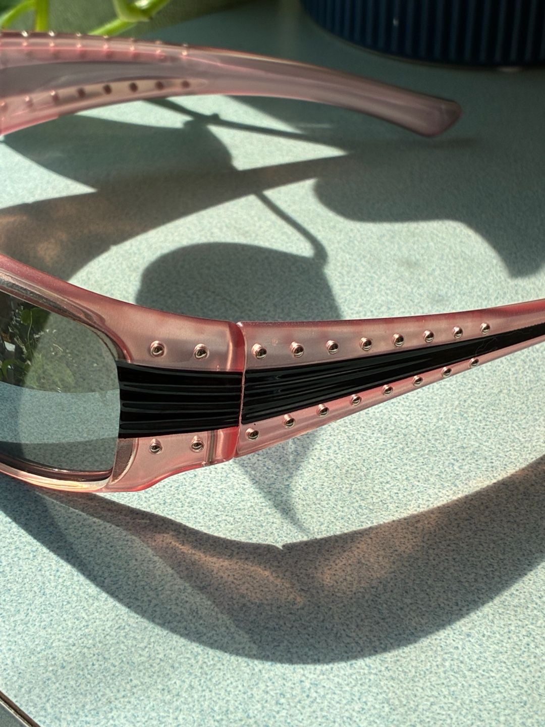 Vintage Y2K Pink Shield Sunglasses 4