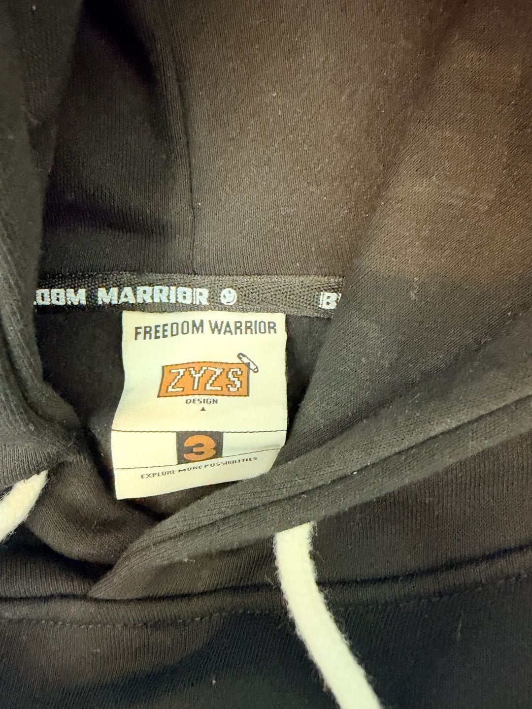 ZYZS Freedom Warrior Bear Graphic Hoodie Size 3 Black 4