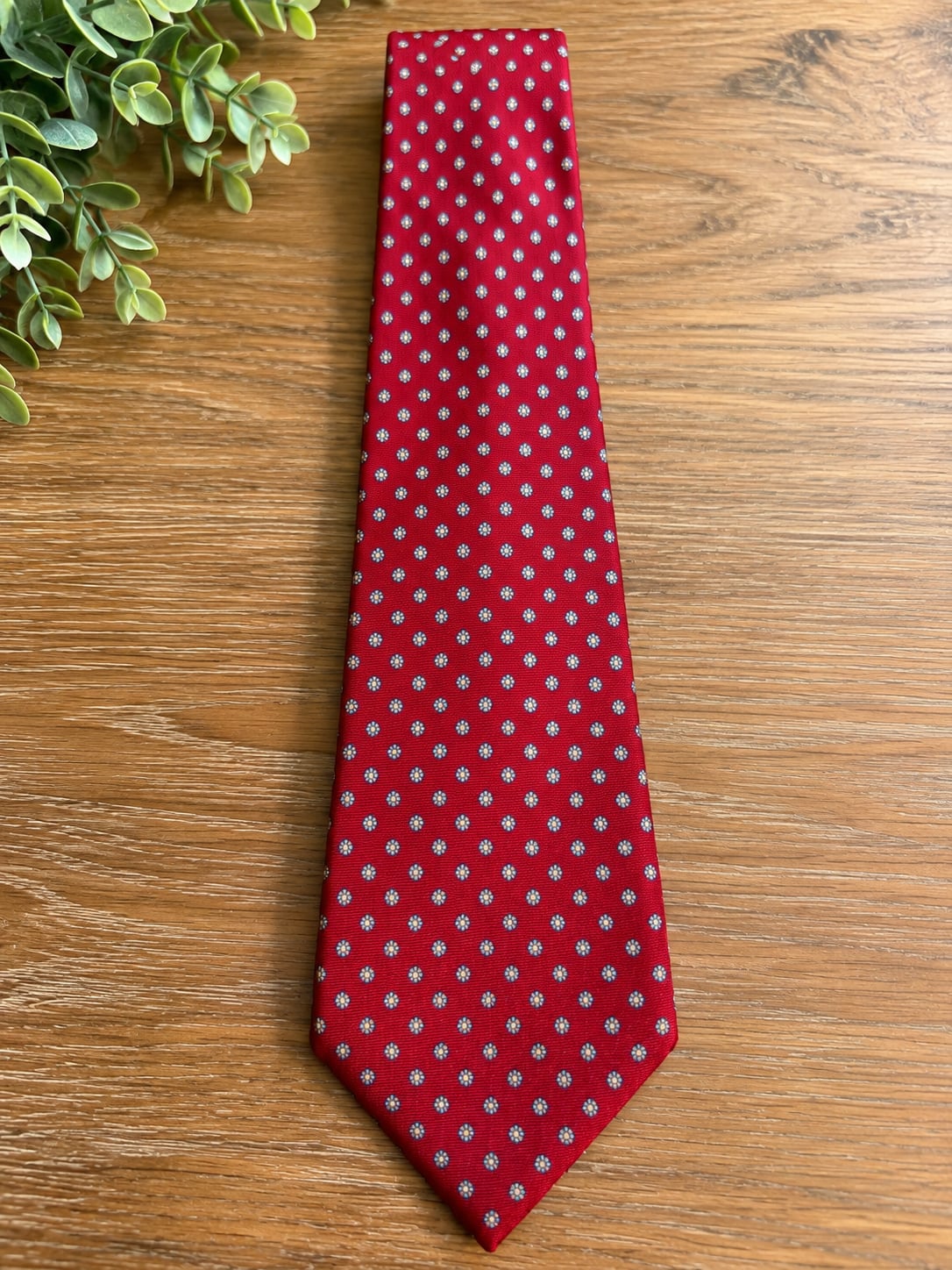 Barney’s New York 100% Silk Men’s Burgundy Floral Pattern Neck Tie Vintage 1