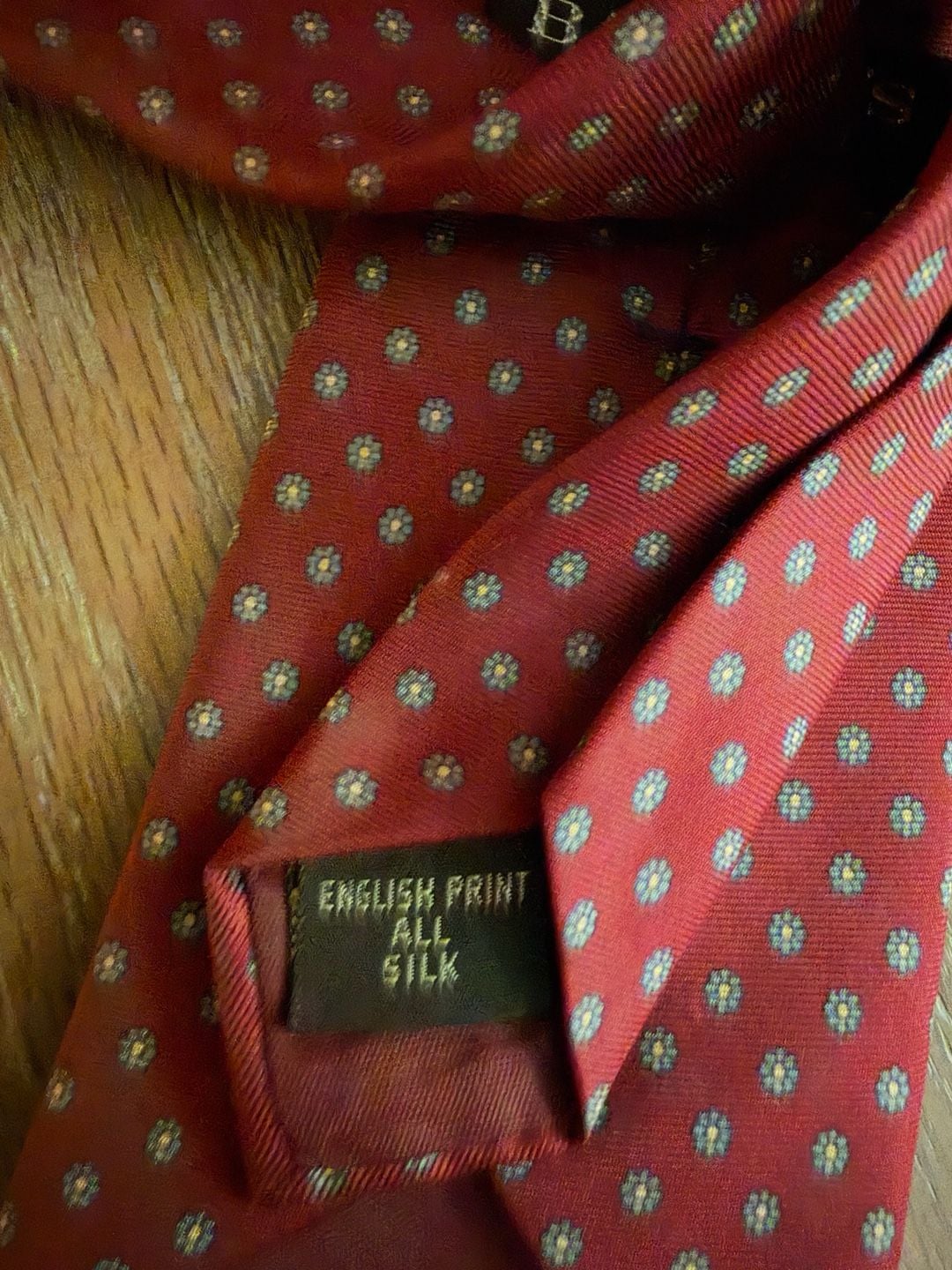 Barney’s New York 100% Silk Men’s Burgundy Floral Pattern Neck Tie Vintage 3