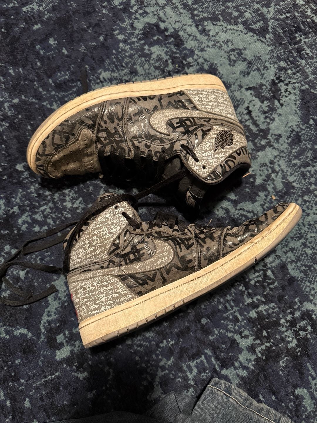 Jordan Air Jordan 1 Retro High OG Rebellionaire Sneakers 3