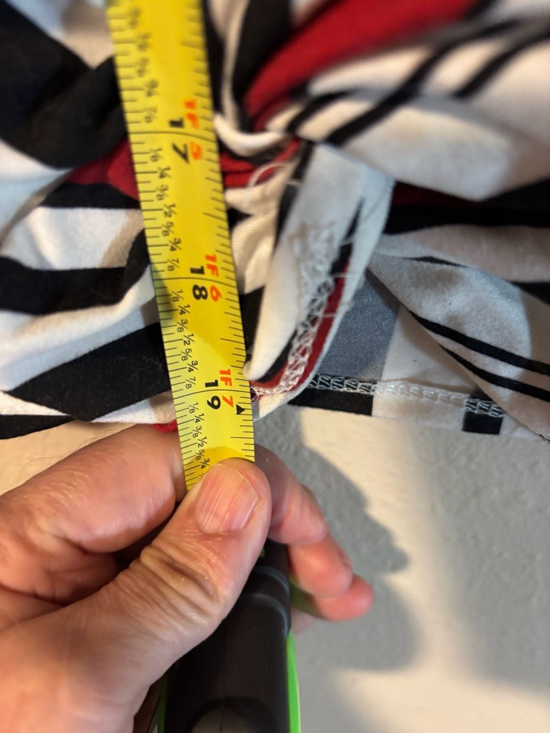 First Love Striped Tank Top Size X-Large Red Black White Twist Front 6