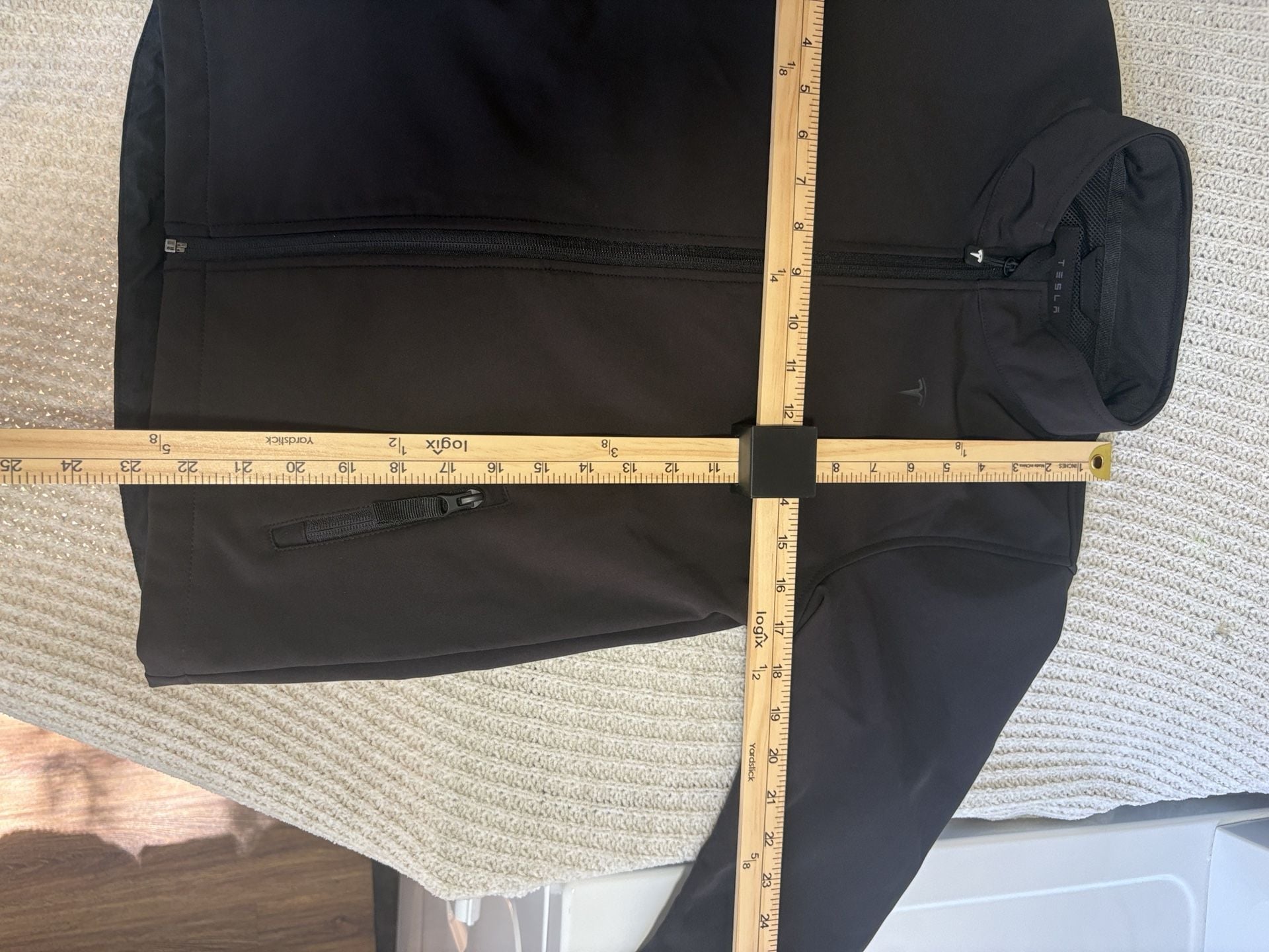 Tesla Softshell Jacket Size 12 Black Kids 4