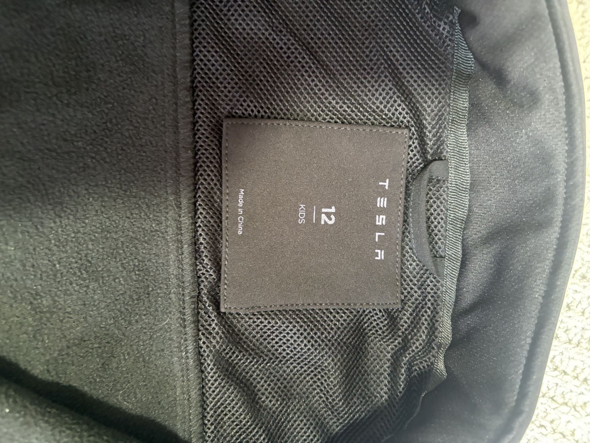 Tesla Softshell Jacket Size 12 Black Kids 5