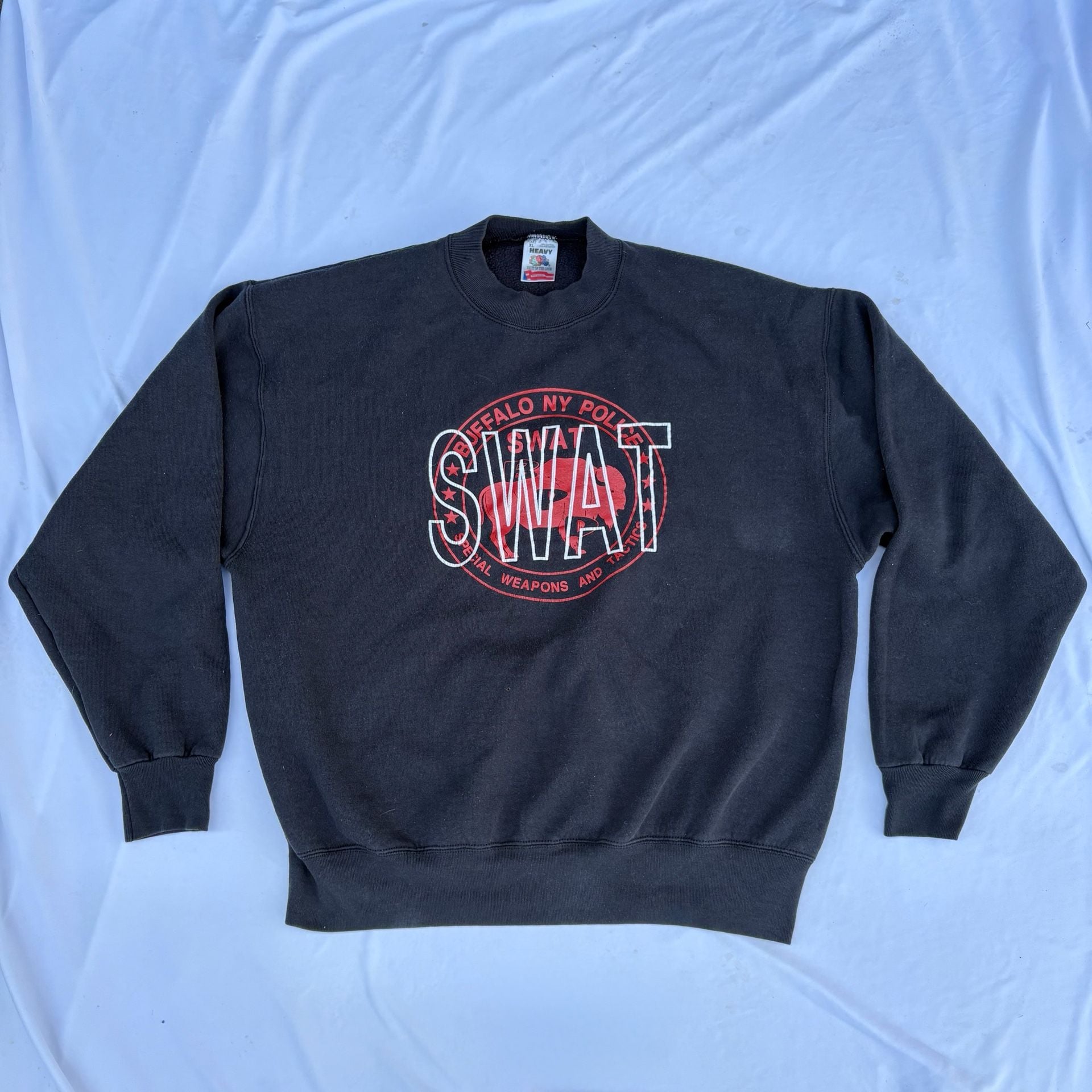 VTG 90s Buffalo NY Police SWAT Crewneck Sweatshirt XL Fruit of the Loom Boxy
2