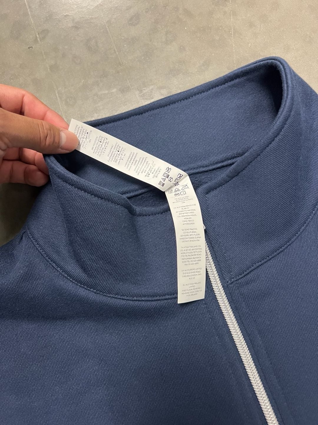 Alo Yoga Accolade 1/4 Zip Pullover Size L Navy Blue 5