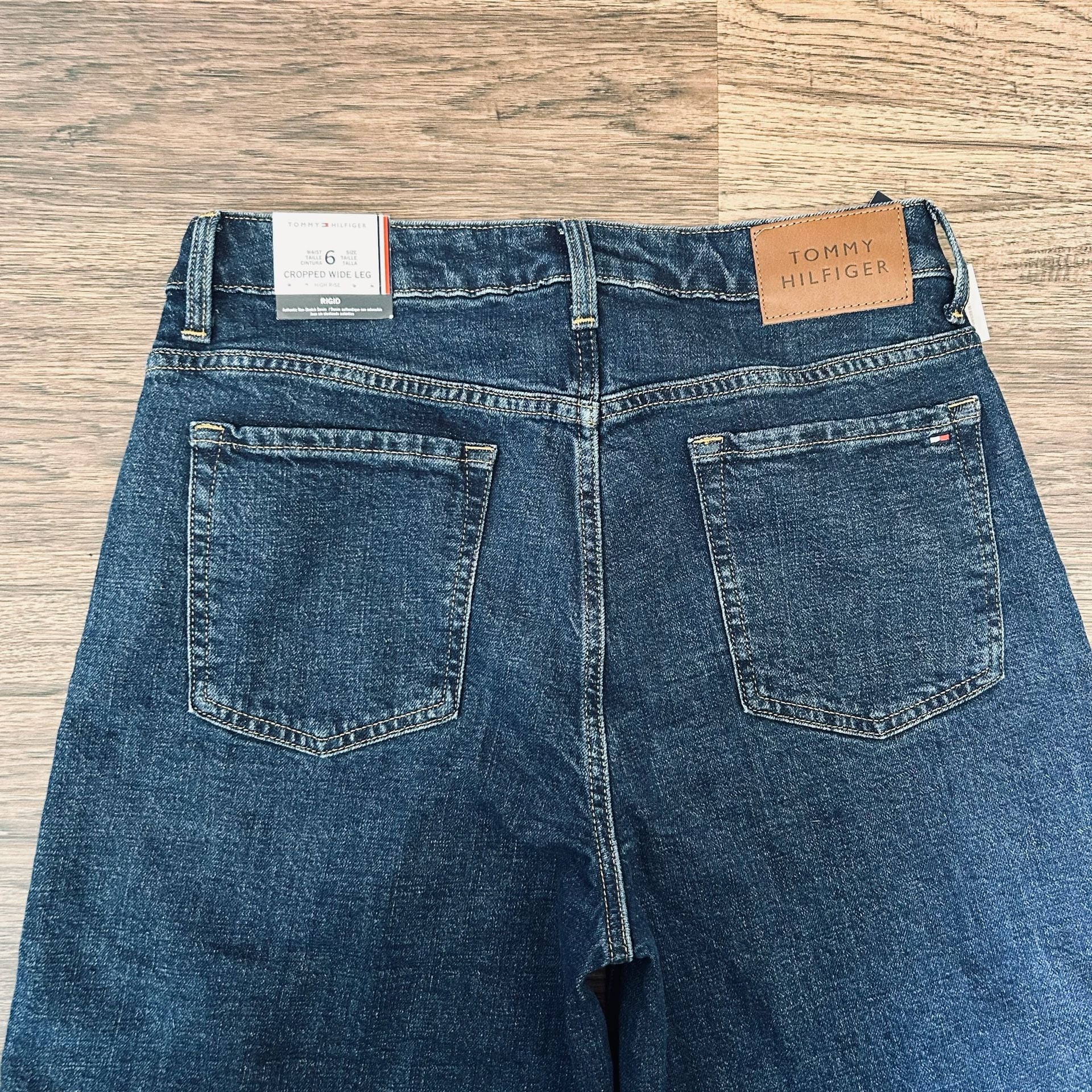 Tommy Hilfiger Cropped Wide Leg Jeans Size 6 Blue Denim High Rise 6