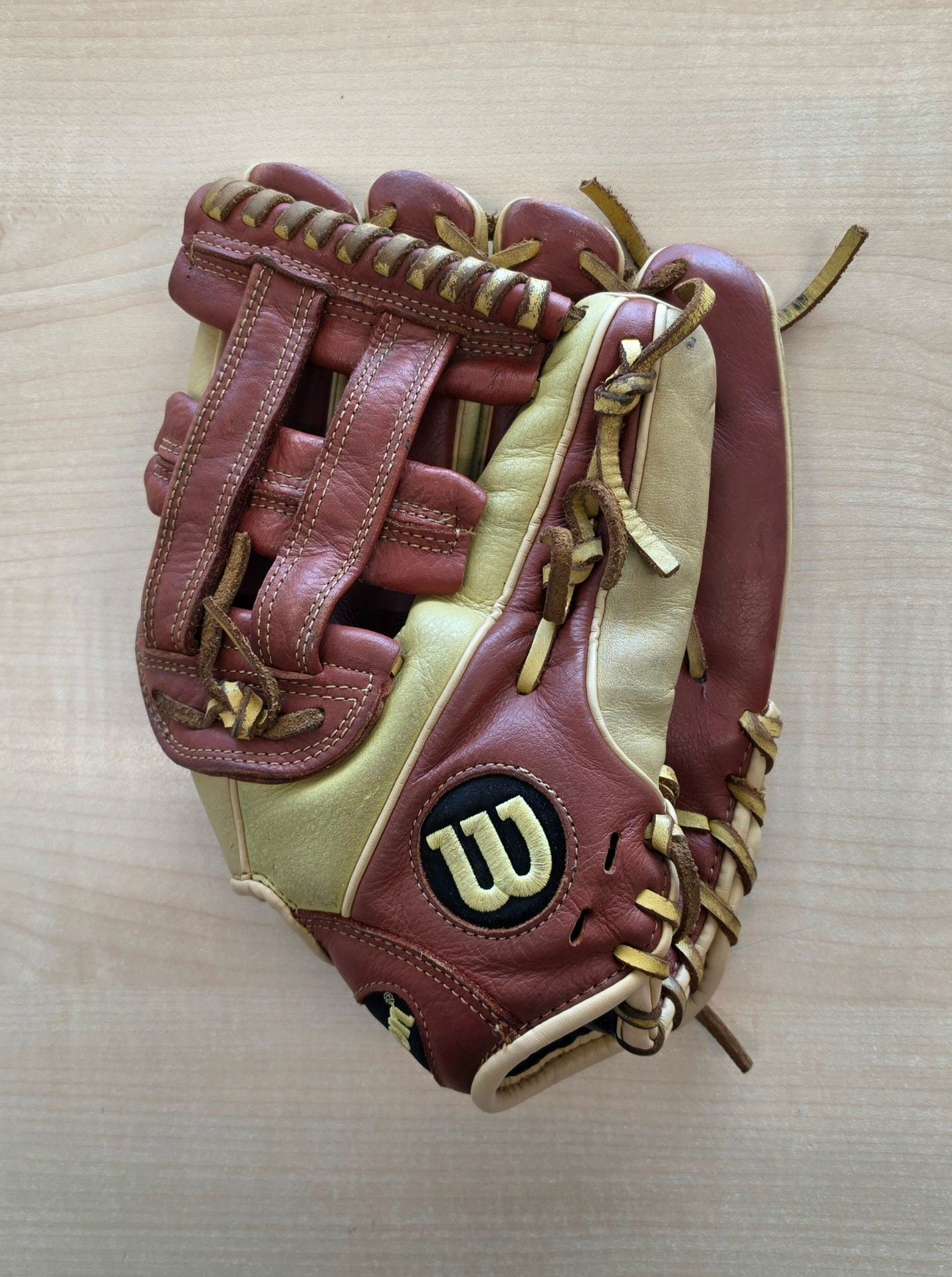 Vibtage Wilson A500 Size 12 Right Hand Throw 515 1
