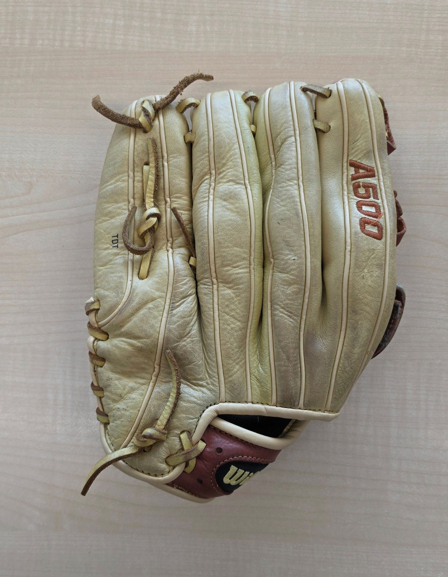 Vibtage Wilson A500 Size 12 Right Hand Throw 515 2