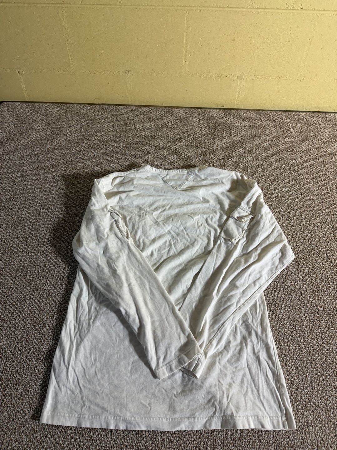 Tommy Hilfiger Long Sleeve Pocket Tee Size M Off White 11