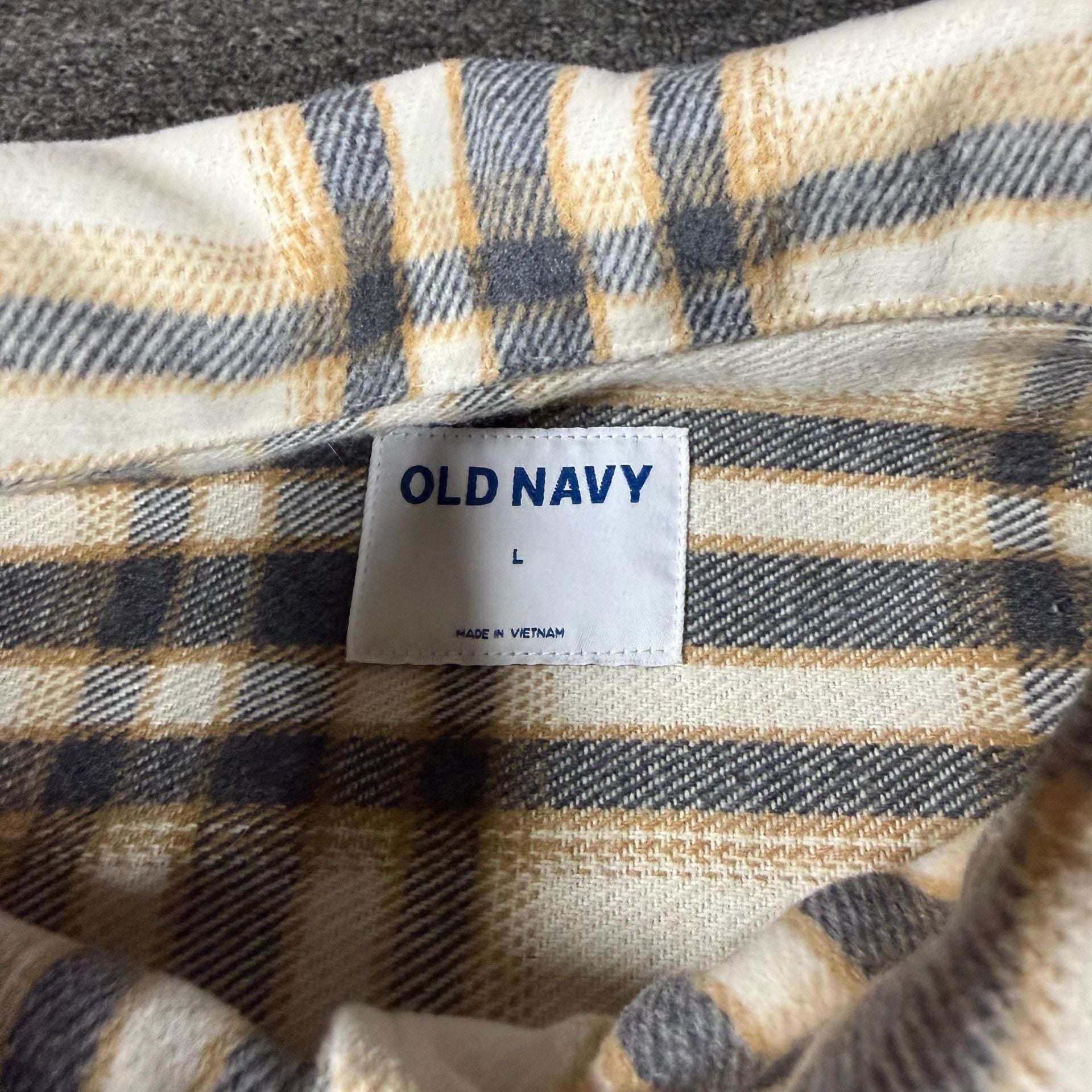 Old Navy Plaid Flannel Shirt Size L White Gray Tan 4