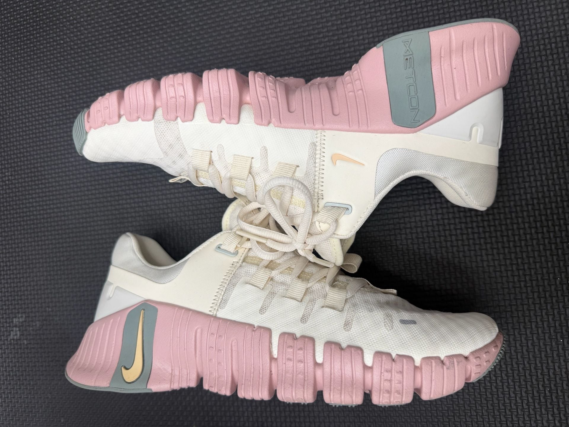 Nike Free Metcon 5 Size 8.5 White Pink Women's Training Shoes 3