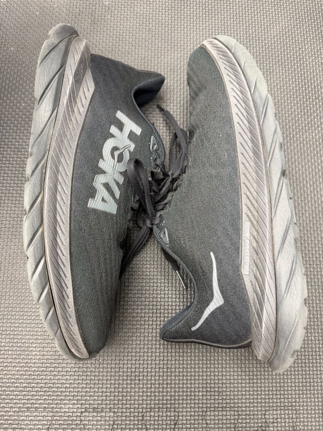 Hoka One One Mach 5 Size 9.5D Black Running Shoes 3