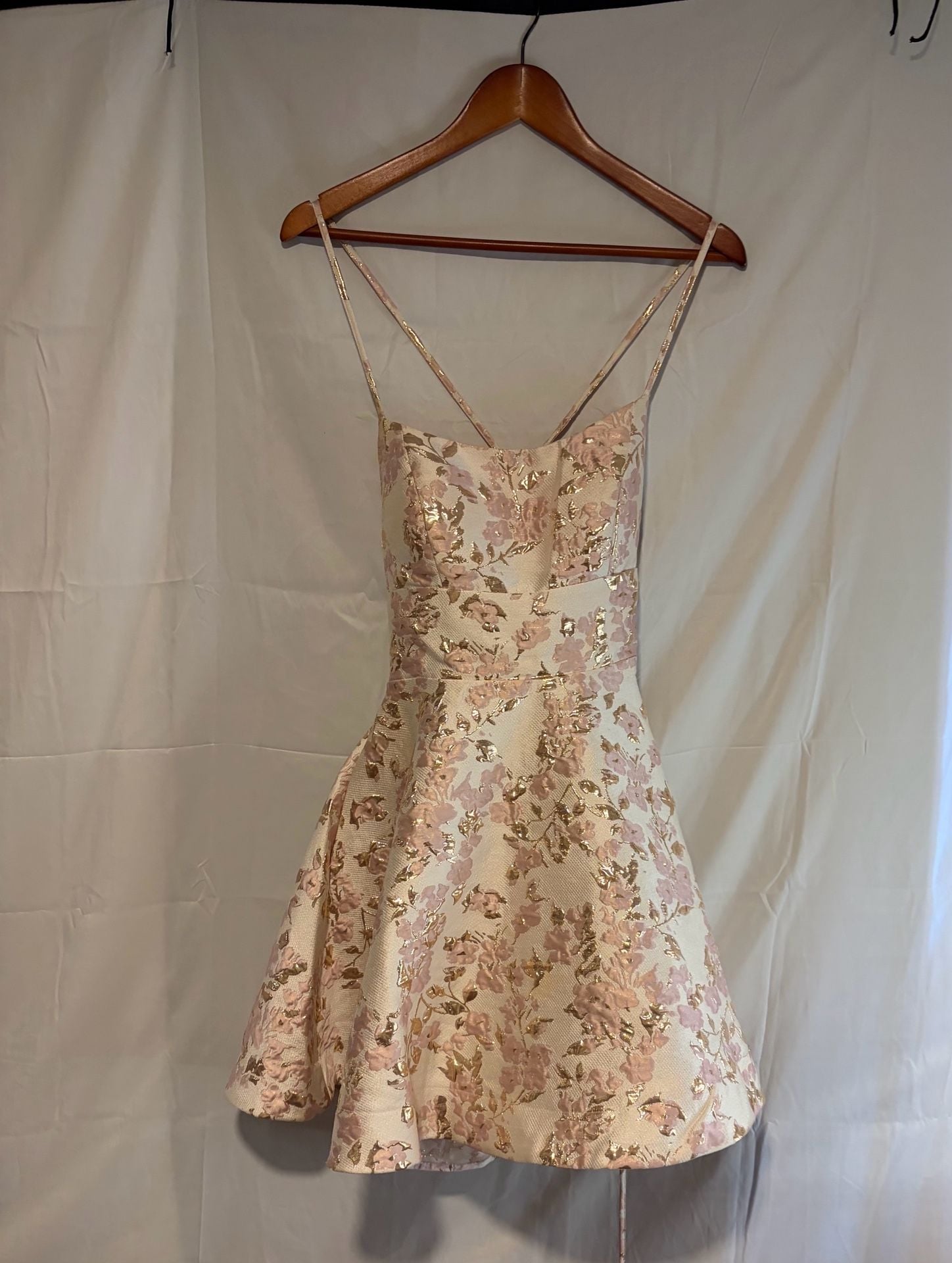 B. Darlin Jacquard Fit & Flare Dress Size 7/8 Pink Gold Floral Cocktail 3