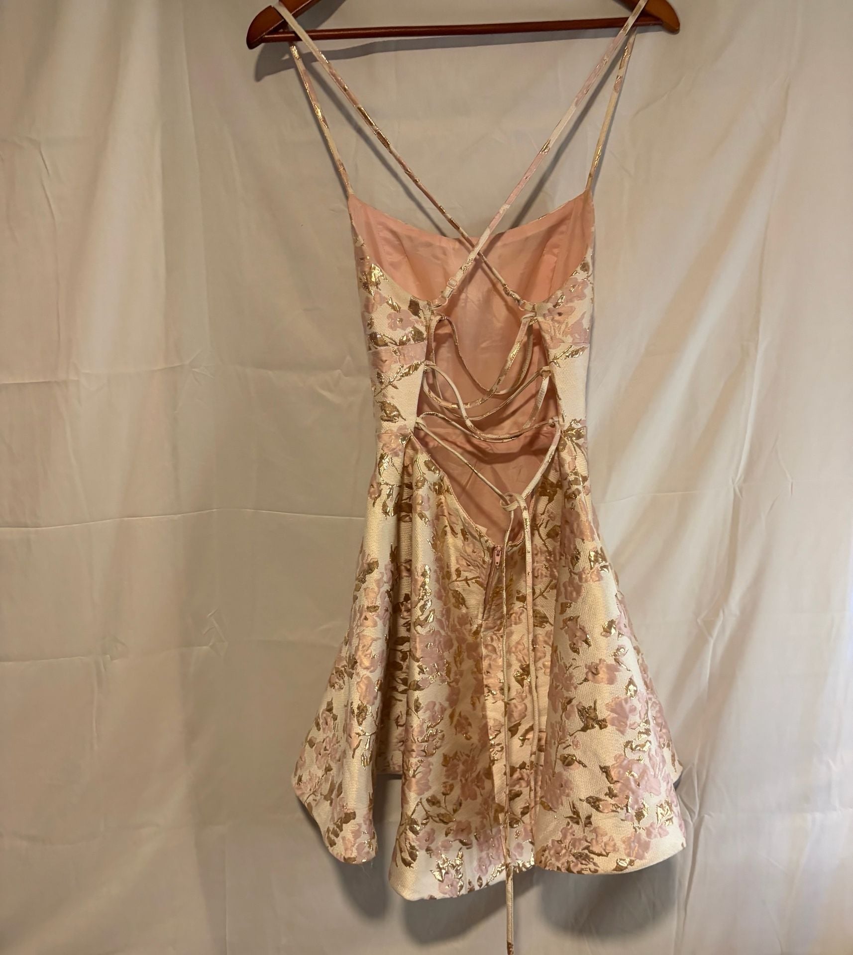B. Darlin Jacquard Fit & Flare Dress Size 7/8 Pink Gold Floral Cocktail 4