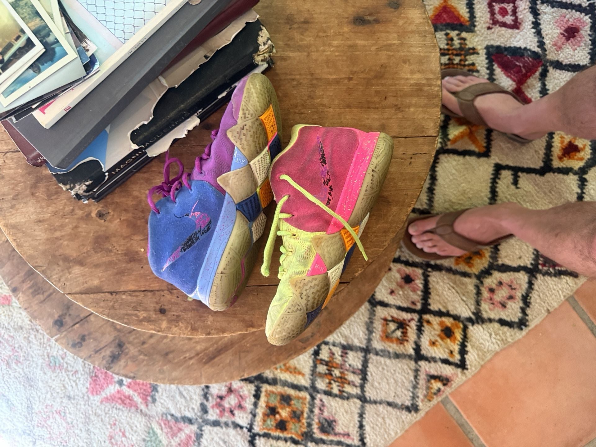 Nike Kyrie 4 Confetti Size 7Y Multi-Color Basketball Sneakers 4