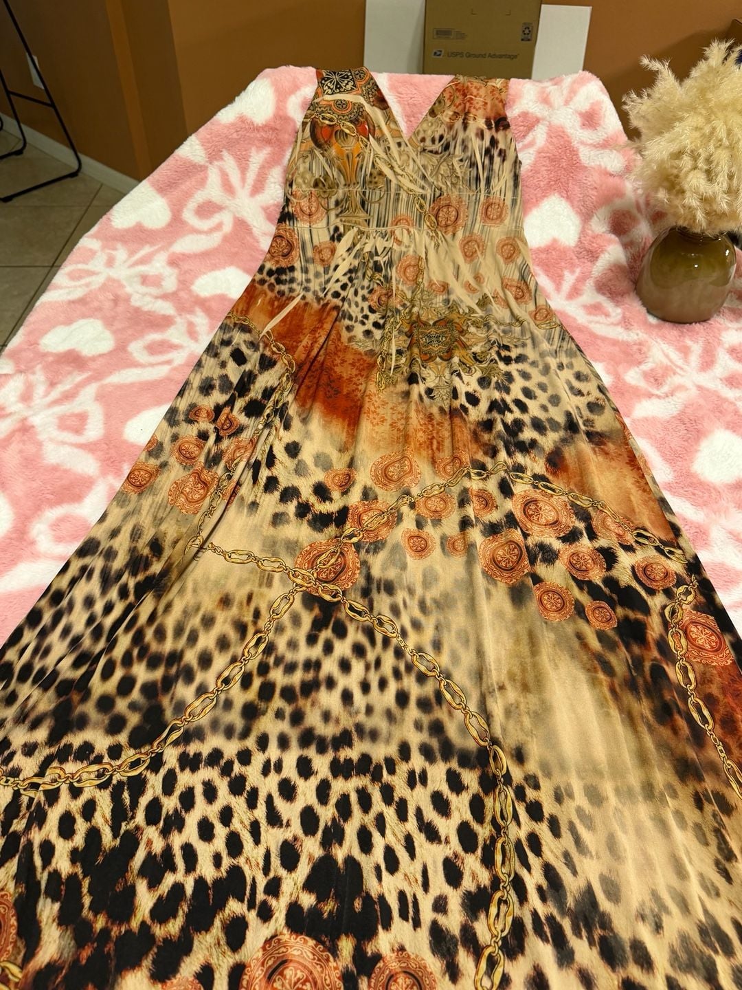 Unbranded Animal Print Maxi Dress V-Neck Sleeveless Gold Chain 3
