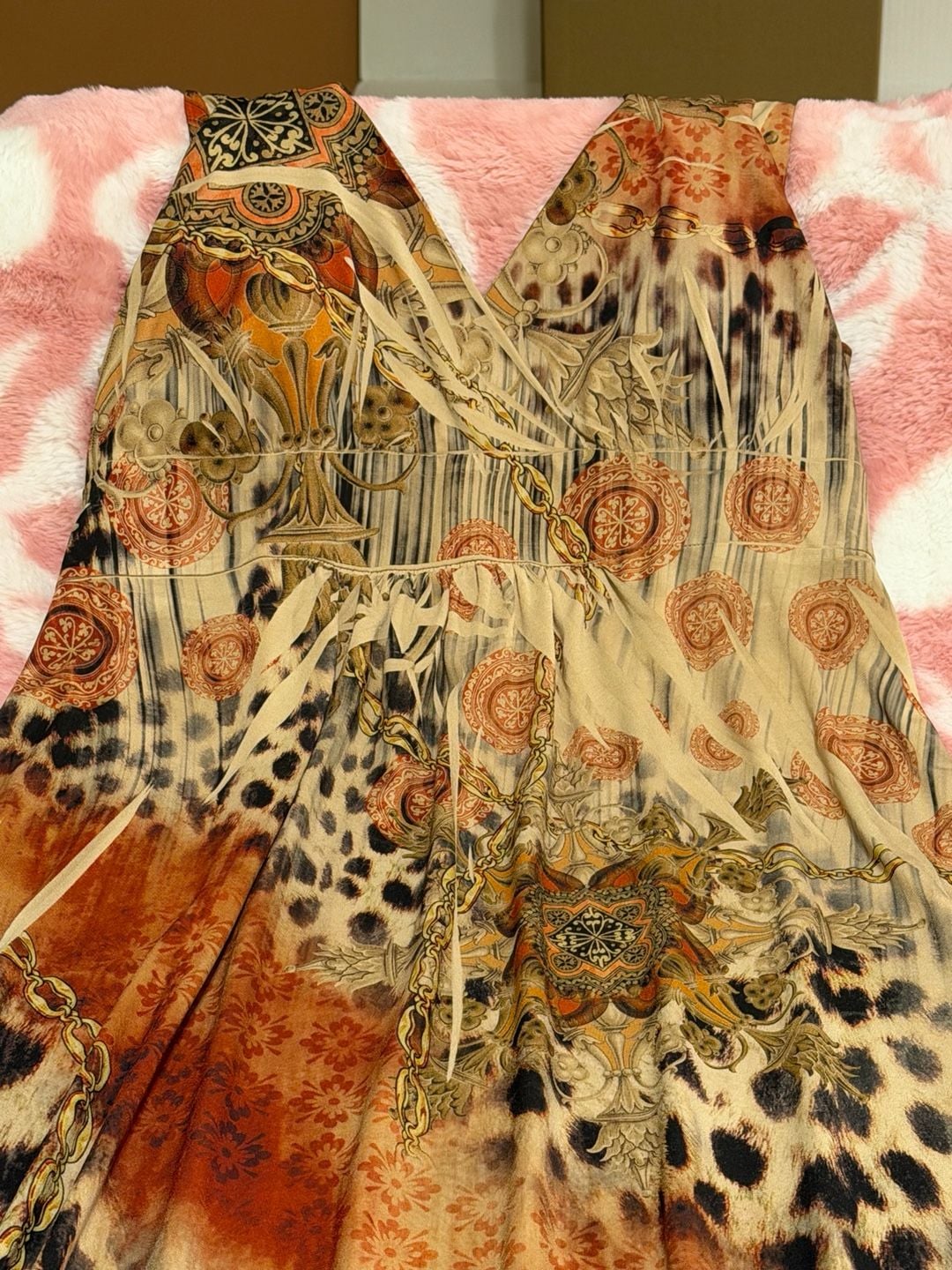 Unbranded Animal Print Maxi Dress V-Neck Sleeveless Gold Chain 4