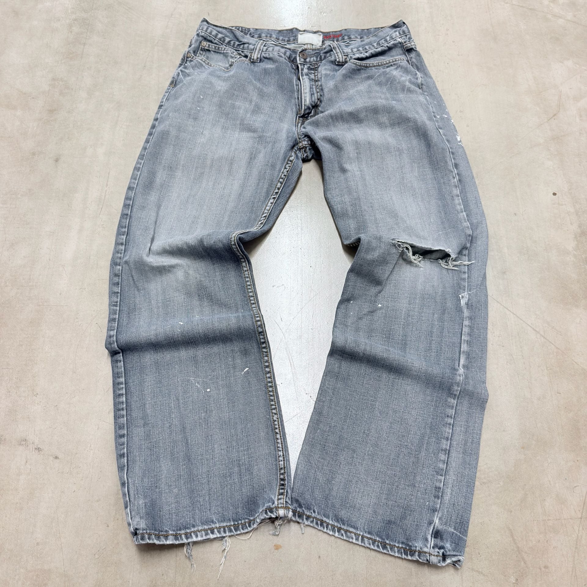Urban Pipeline Relaxed Bootcut Jeans 36x34 Gray Distressed Denim 6