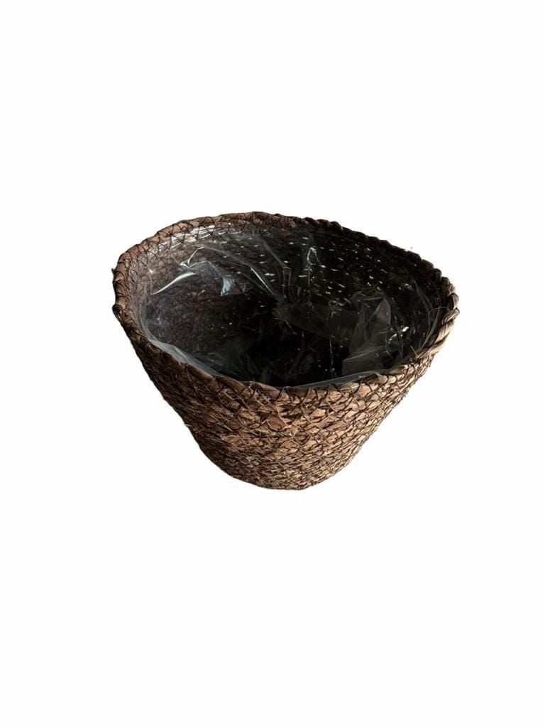 Woven Plant Basket Brown Plastic Lined 2