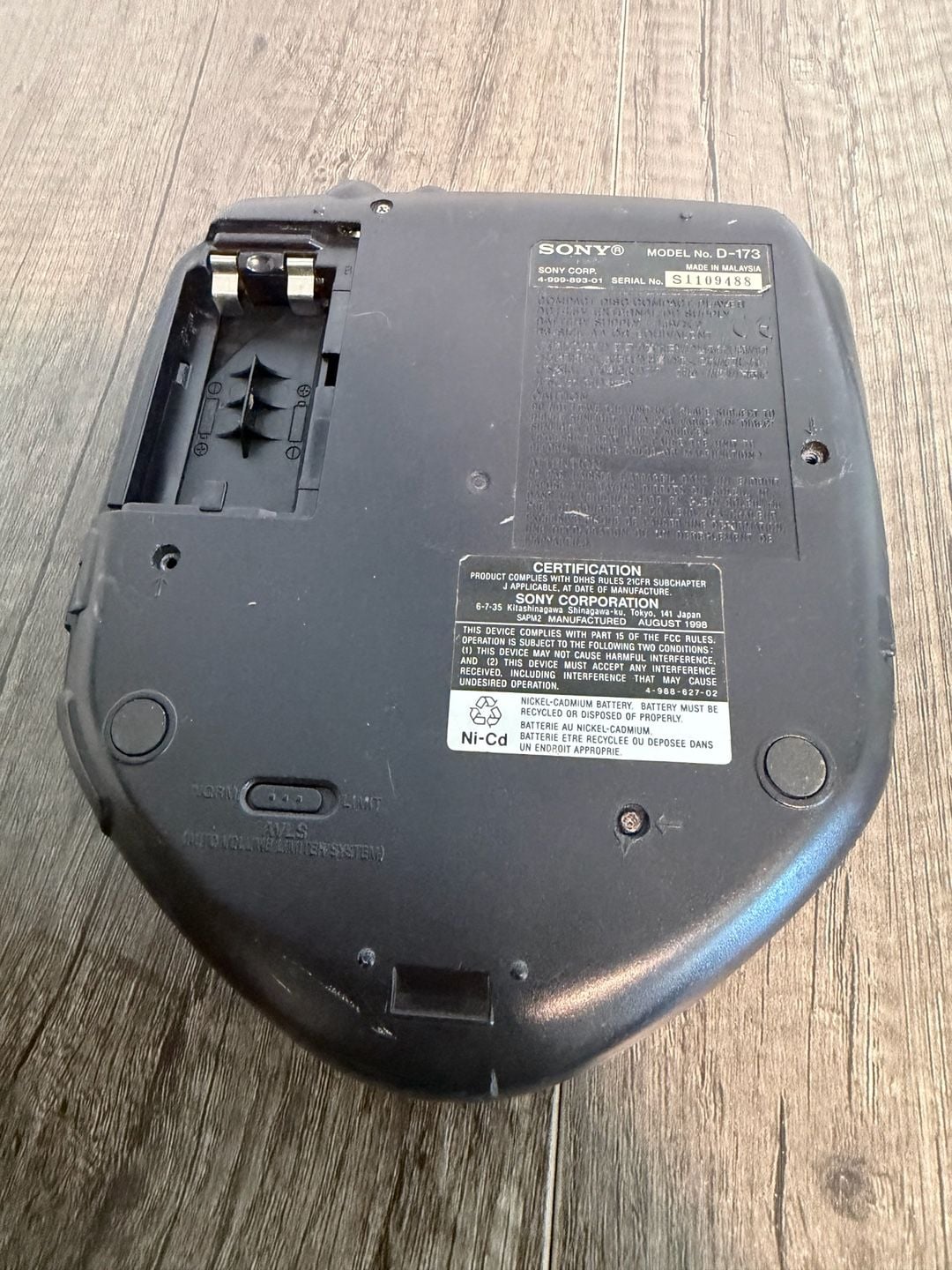 Sony Discman D-173 Portable CD Player Digital Mega Bass 2