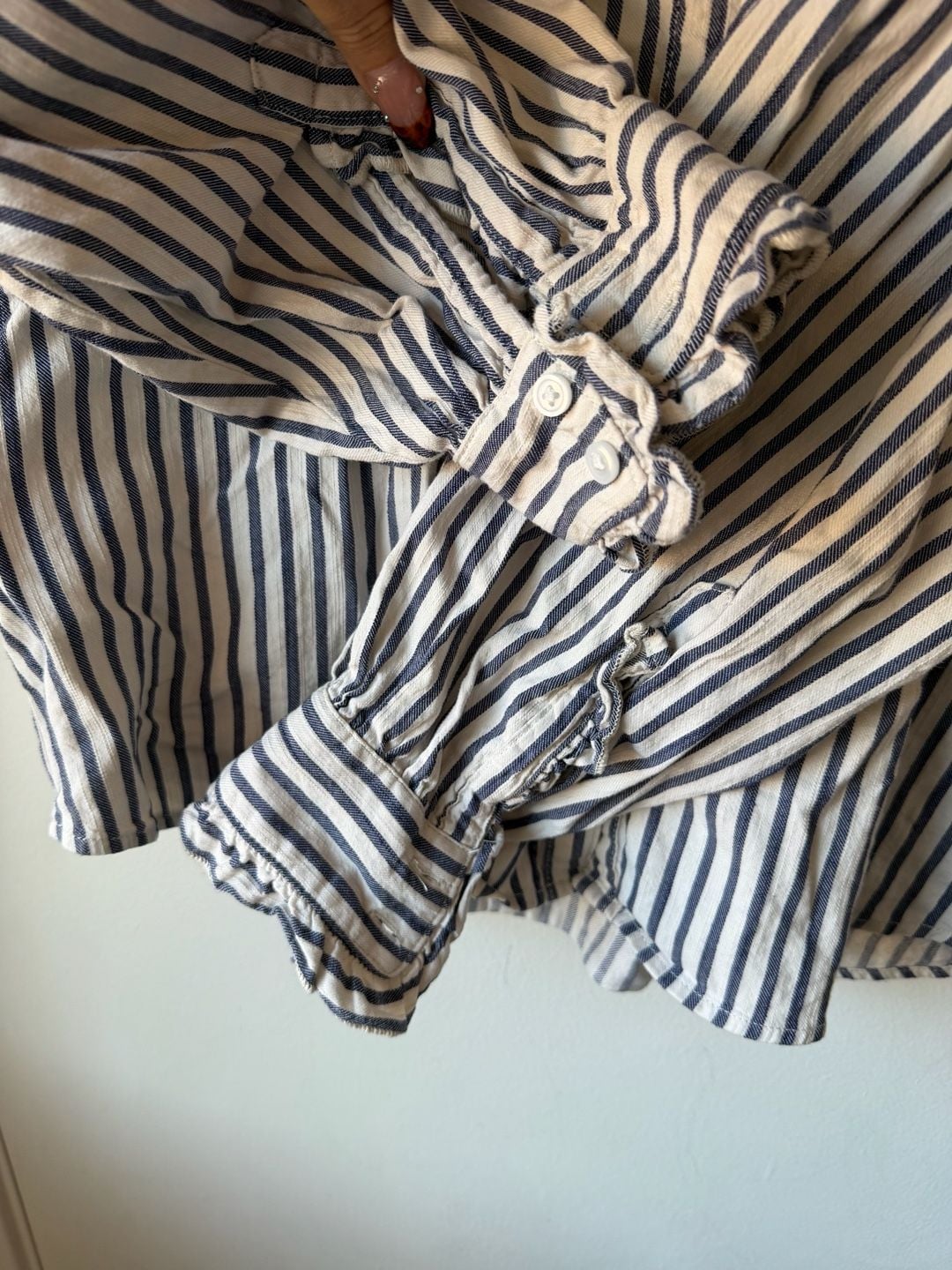 H&M Ruffle Collar Blouse Size M Blue White Striped Long Sleeve Shirt 5