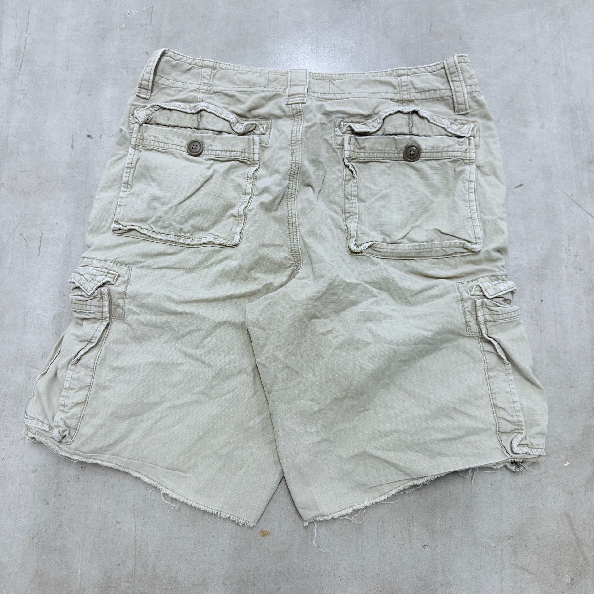 American Eagle Outfitters Cargo Shorts Size 32 Beige Cotton 2