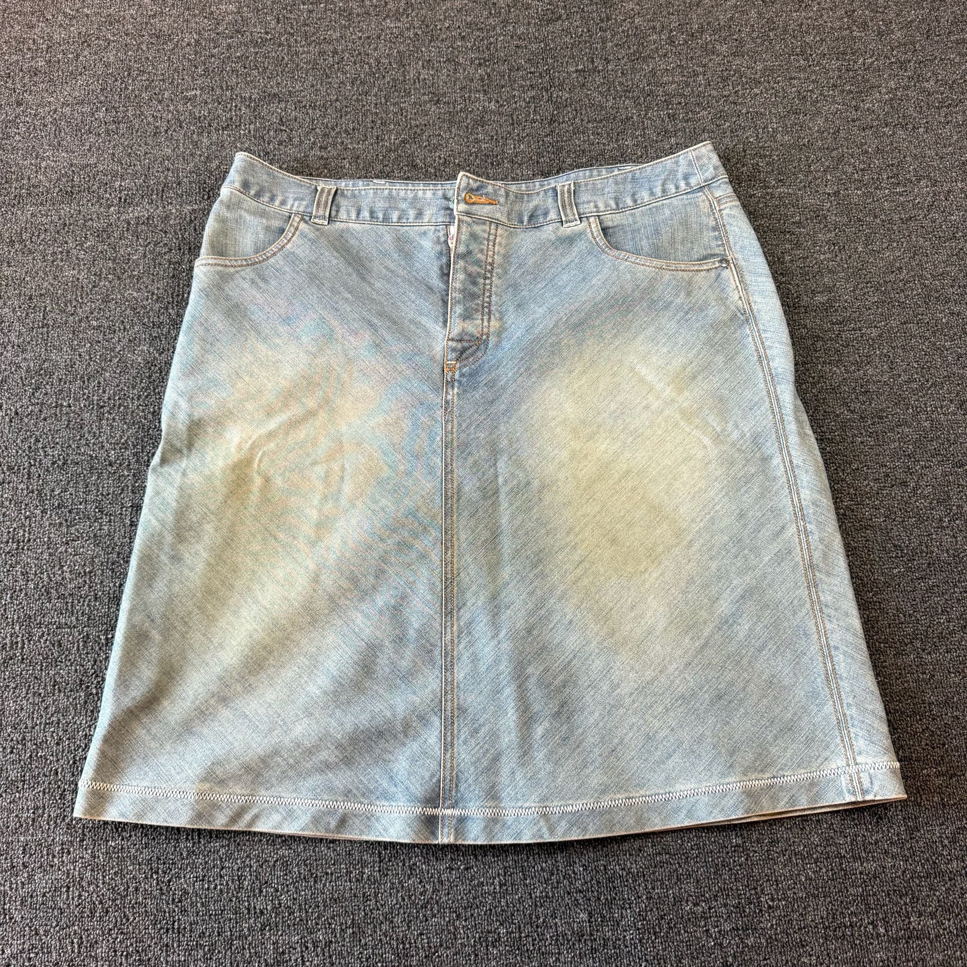 Royal Robbins 2000s button fly Denim Skirt Size 14 2