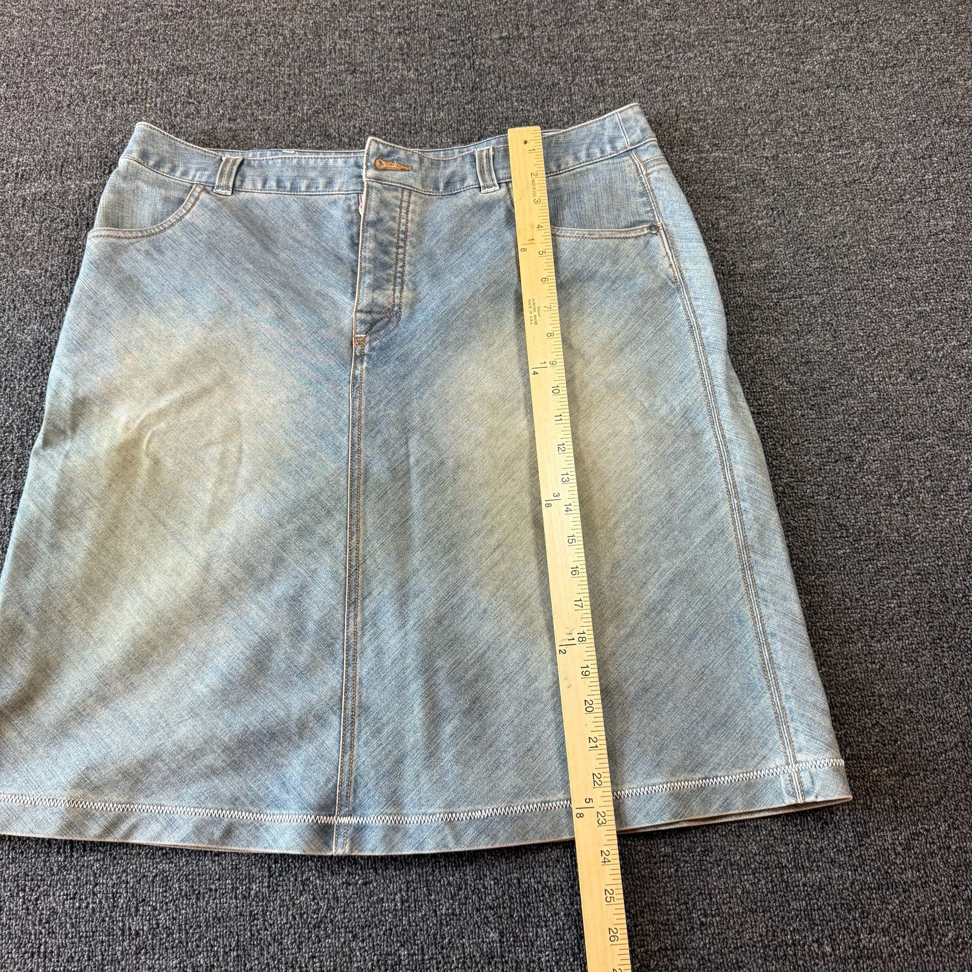 Royal Robbins 2000s button fly Denim Skirt Size 14 3