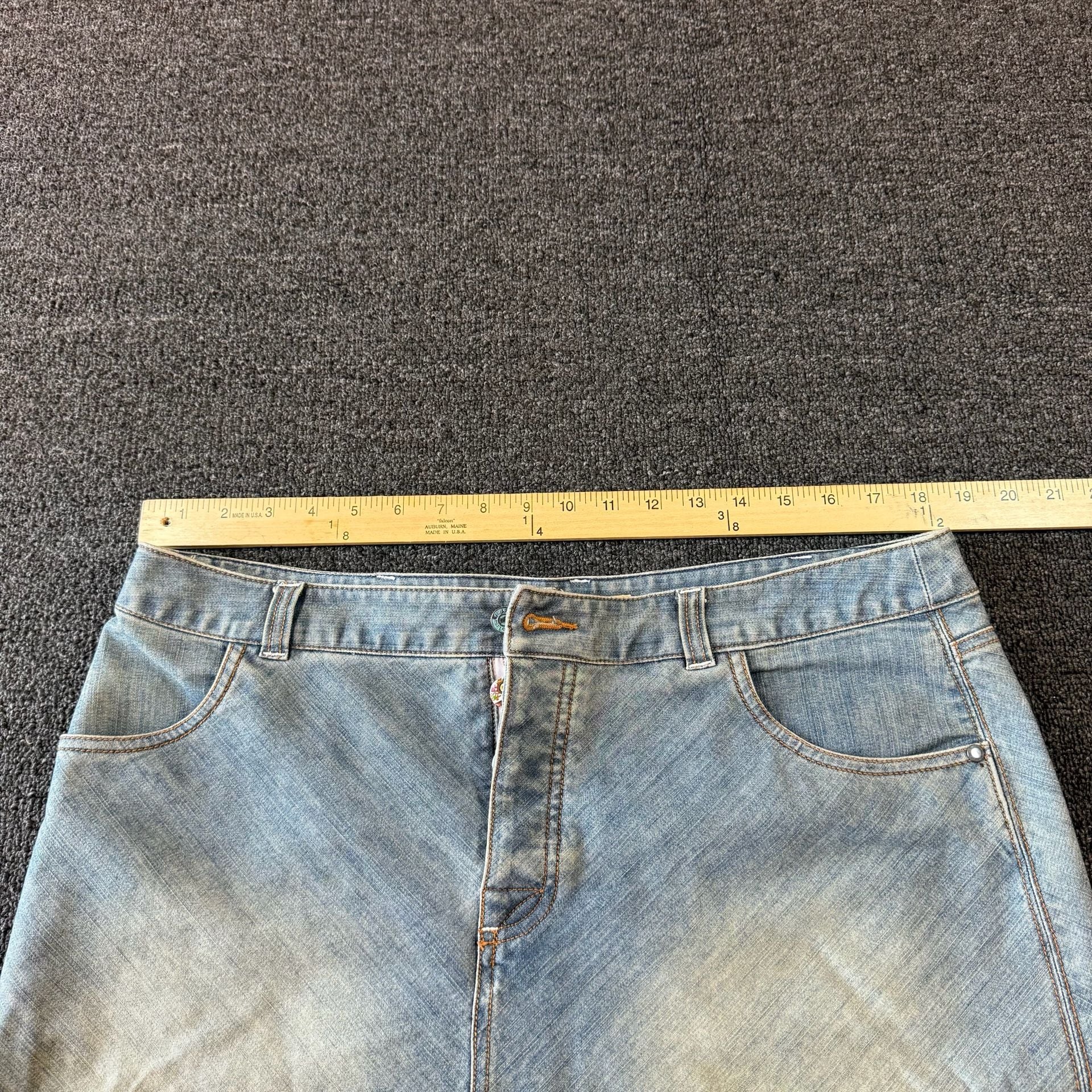 Royal Robbins 2000s button fly Denim Skirt Size 14 6