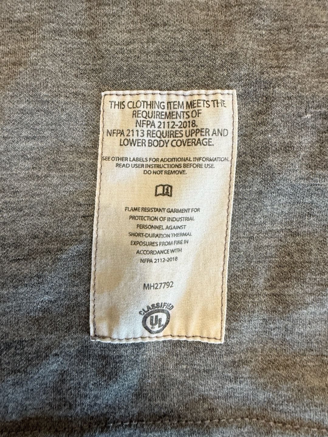 Carhartt FR Long Sleeve Pocket T-Shirt Gray 297-31 CAT 2 Men's - Size L 5