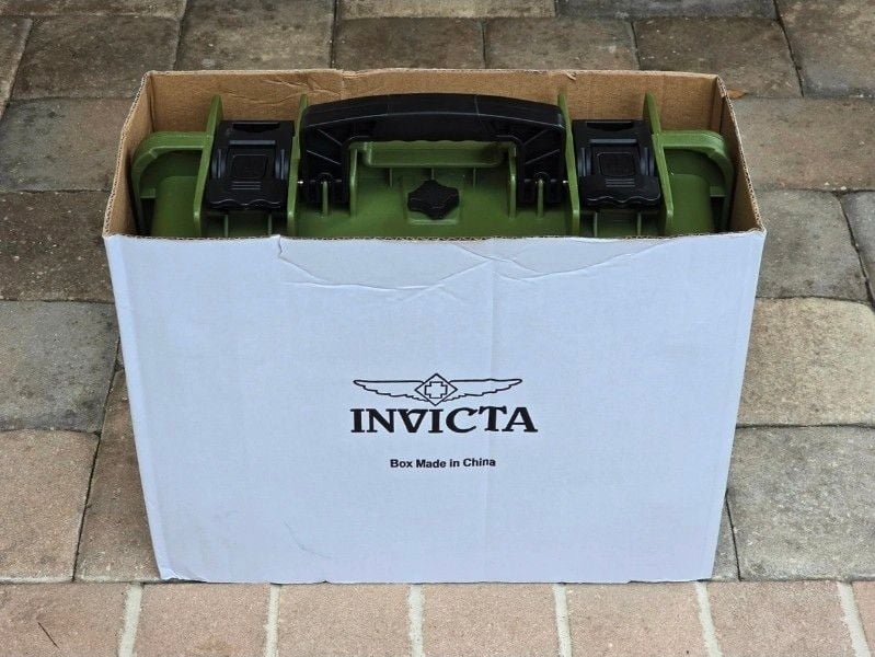 Invicta Green Pin Up Heavy Duty 6 Slot Watch Collector Storage Case 3
