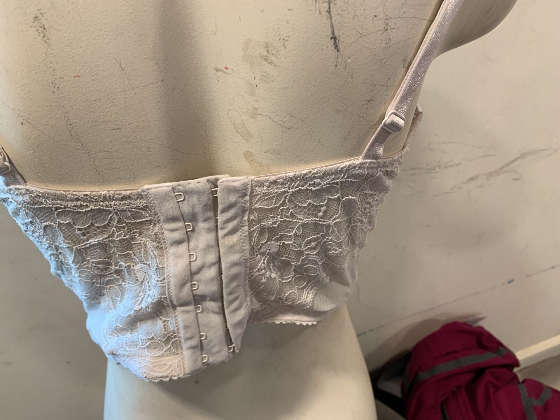 Victoria's Secret Rhinestone Strap Bustier White Lace Longline Bra Top 7