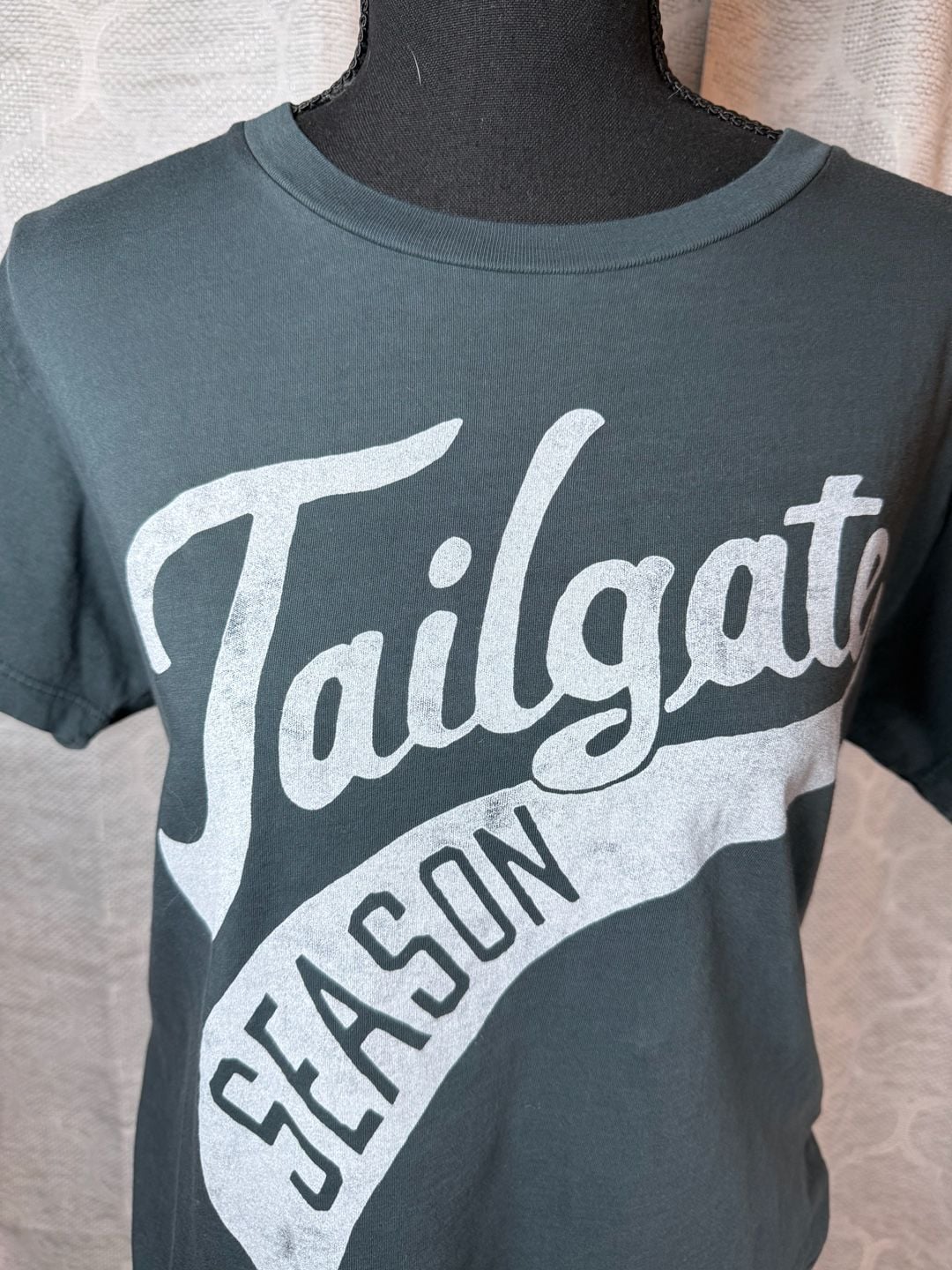 Daydreamer Tailgate Season 100% Cotton T-Shirt Size M Dark Gray 3