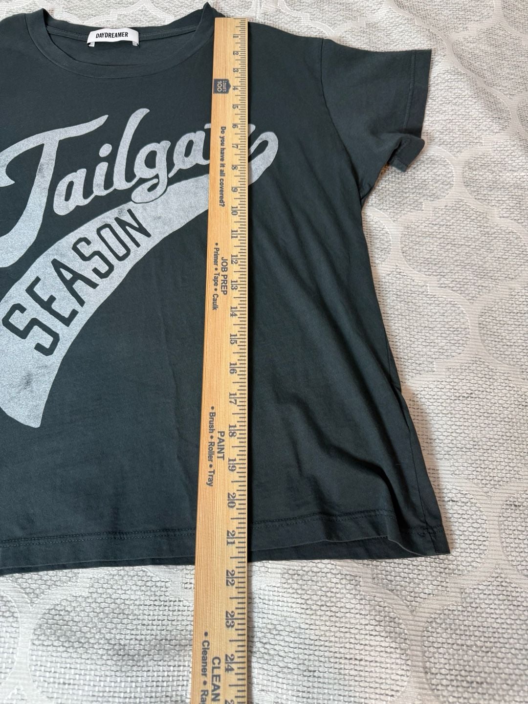 Daydreamer Tailgate Season 100% Cotton T-Shirt Size M Dark Gray 9