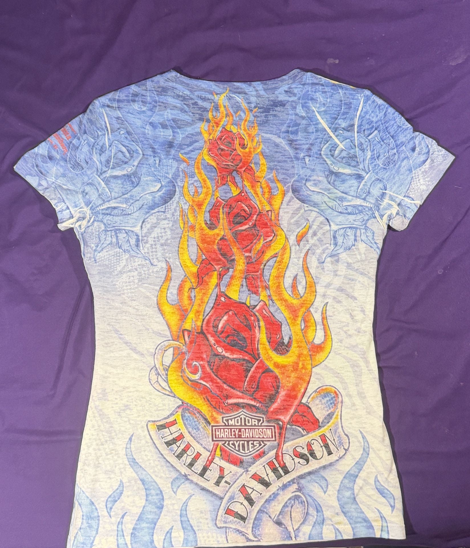 Harley-Davidson Graphic T-Shirt womens Size L Blue Flame Rose 3