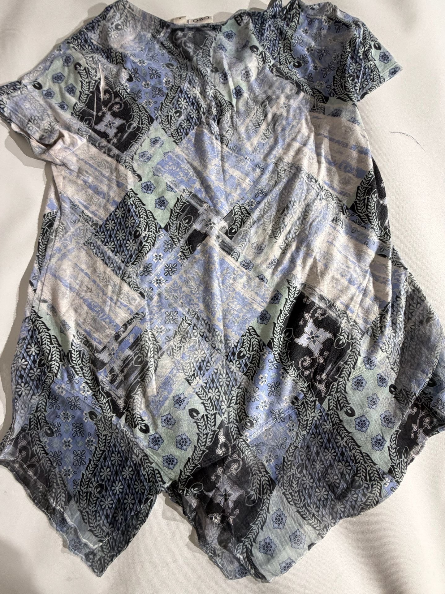 CATO Blue Patchwork Floral Short Sleeve Studded Top Size Medium 7