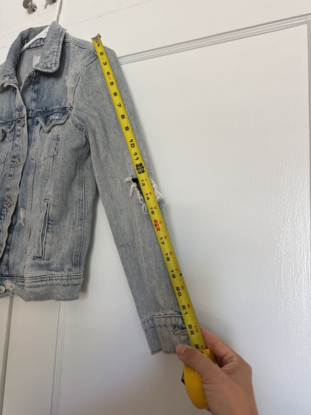 Old Navy Denim Jean Jacket Size S Distressed Light Wash 7