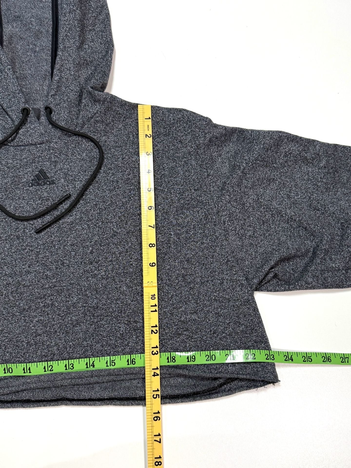 adidas Women's Hoodie Size M Y2K Athleisure Streetwear Indie Vanguard Balletcore Cropped Raw Hem Heather Grey Drawstring Pullover Cotton Blend Drop Shoulder GU6194 4