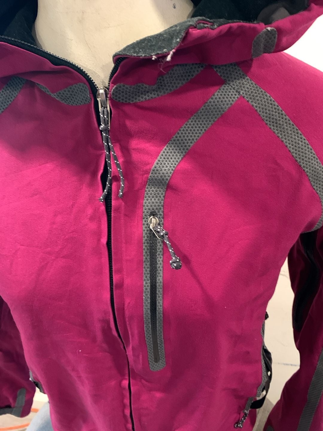 Mountain Hardwear Hooded Softshell Jacket Pink Gray 3